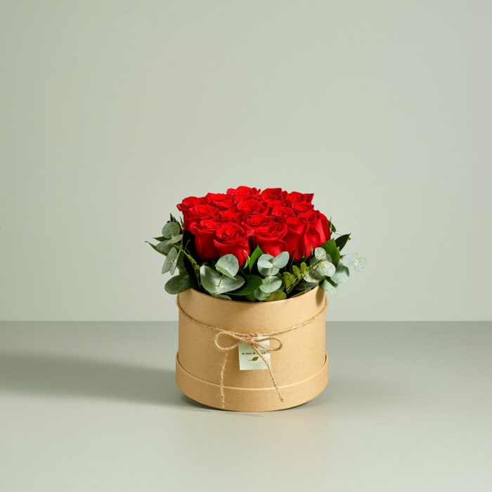 Cappelliera di rose fresche